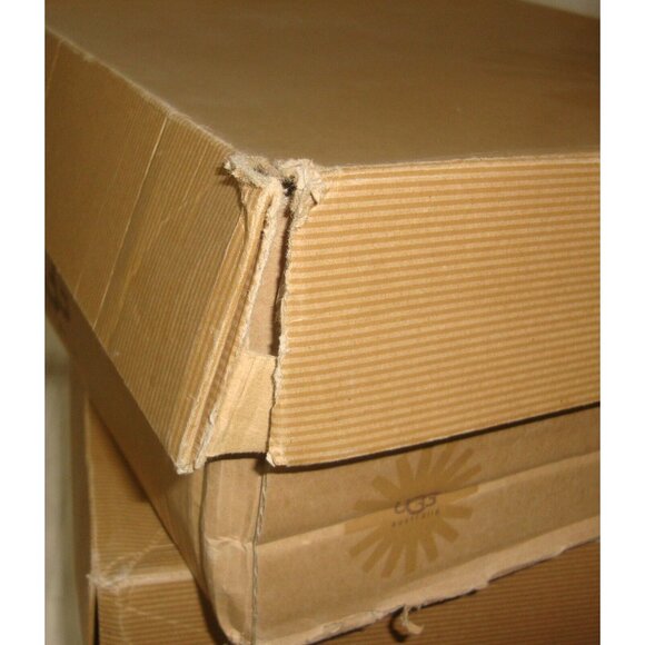 UGG Australia LILYAN Brown Waterproof Leather Sheepskin Boots Size US 6 NIB - Picture 9 of 9